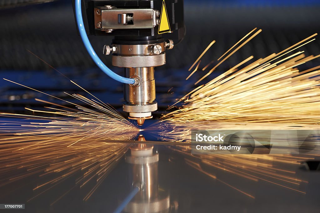 Imagem de máquina de corte a laser